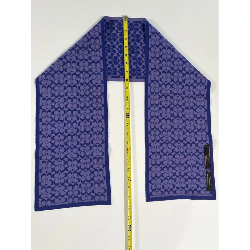 Coach Purple & Lavender Signature C Monogram 100% Merino Wool Knit Scarf